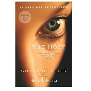 The Host by Stephenie Meyer, Author if the twilight saga (Paperback)